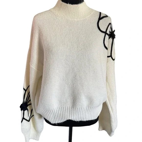 Gilli Women Cream Mock Neck Sweater Black 3D Floral Embroidery Size Large - Picture 8 of 11